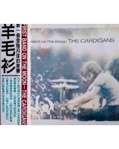 First Band On The Moon =  第一個登陸月球的樂團