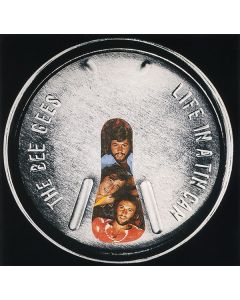 Life In A Tin Can = ライフ・イン・ア・ティン・キャン