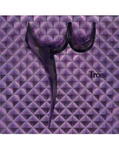 ٣ Trois